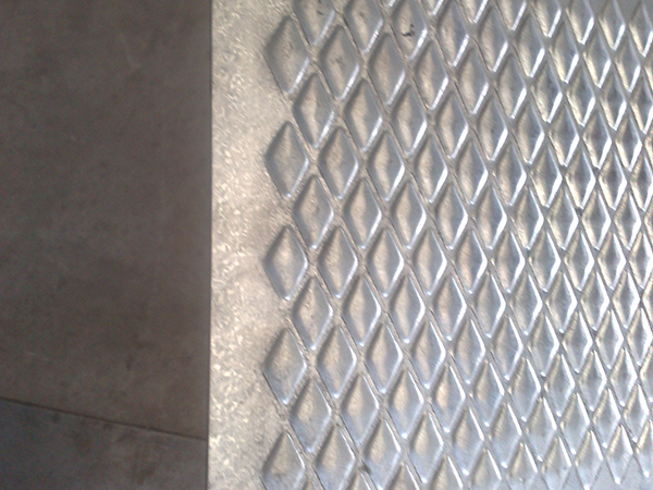 起鼓防滑板 - 河北強(qiáng)佑金屬制品有限公司圖片2